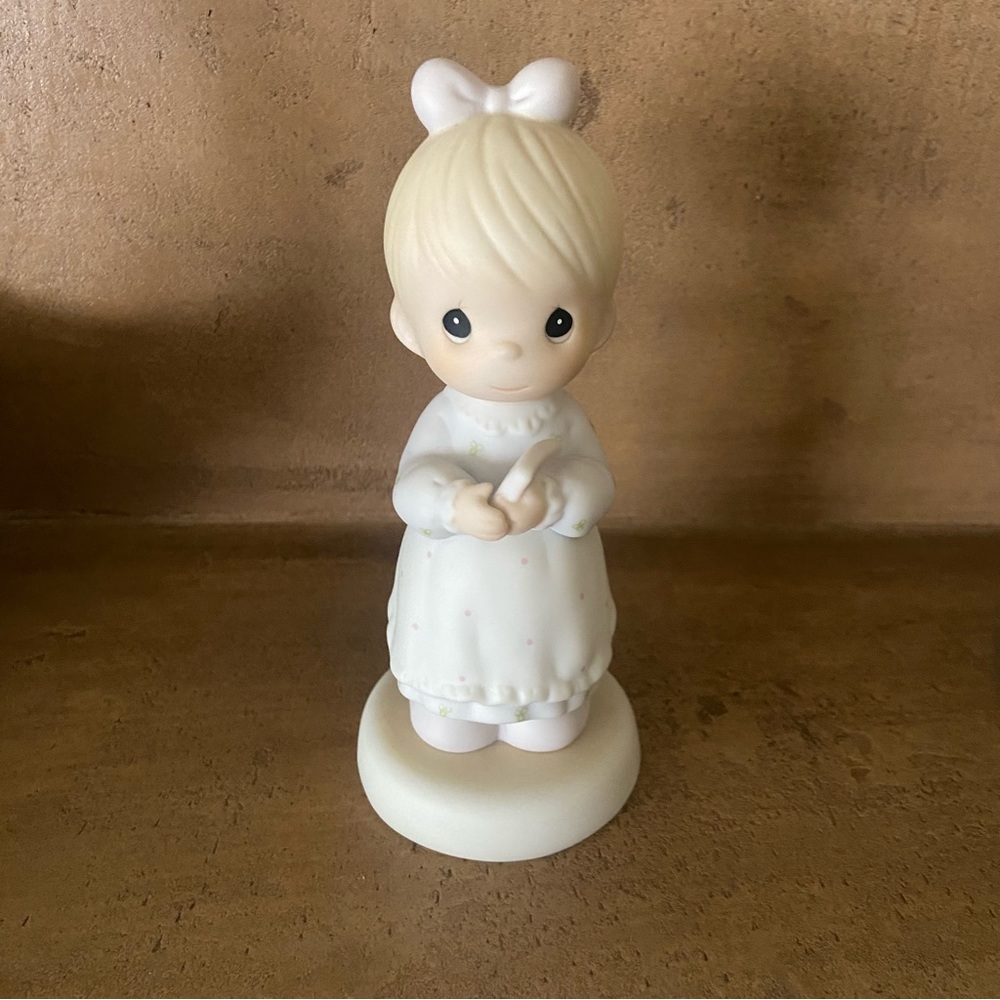 Precious Moments Figurine The Good Lord Always Delivers